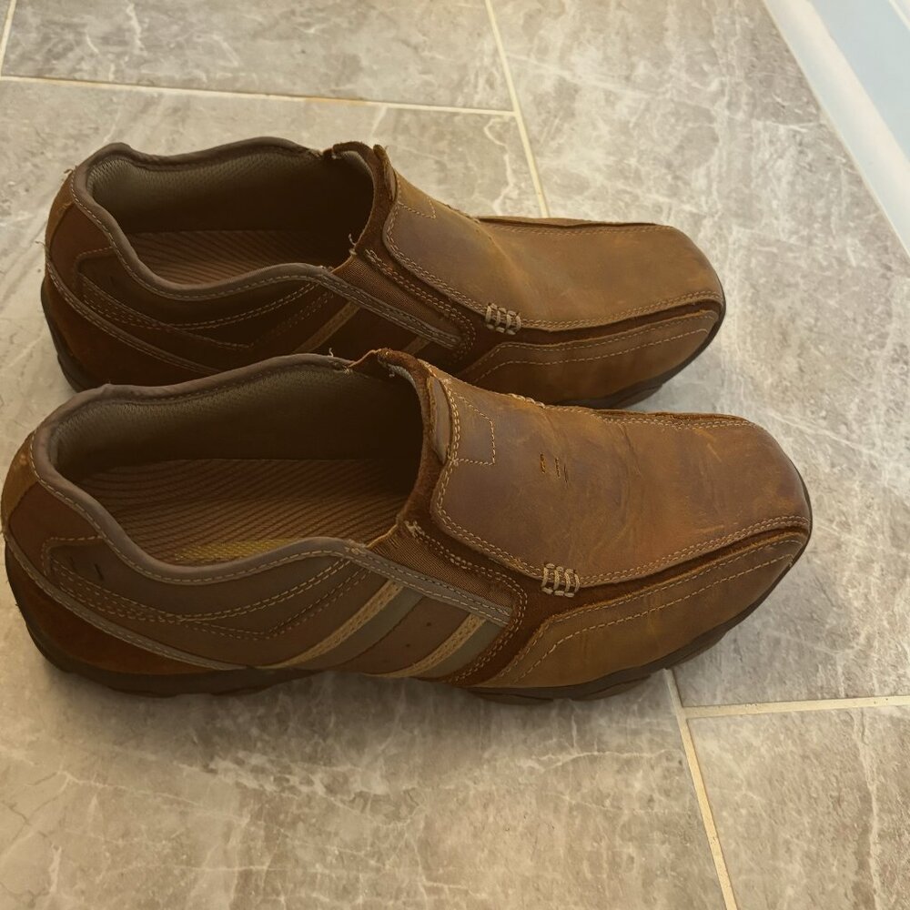 Men's Sketcher's Leather Casual Loafers